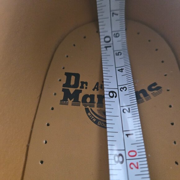 Dr Martens 1461 Cream 3 Hole Oxford Shoes, size 41EU/ 10 - Picture 7 of 10